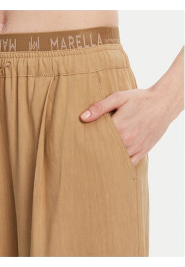 Marella Spodnie materiałowe Fred 2513131085 Beżowy Wide Leg. Kolor: beżowy. Materiał: len, wiskoza
