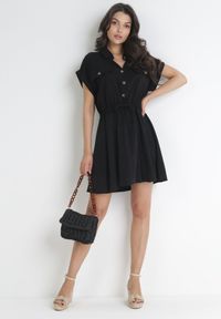 Born2be - Czarna Sukienka Priaphelous. Kolor: czarny. Materiał: bawełna, tkanina. Długość rękawa: krótki rękaw. Wzór: aplikacja. Typ sukienki: rozkloszowane, koszulowe. Długość: mini #3