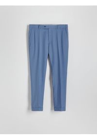 Reserved - Spodnie garniturowe z domieszką wełny - jasnoniebieski. Kolor: niebieski. Materiał: wełna
