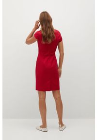 mango - Mango - Sukienka COFI7-N. Okazja: na spotkanie biznesowe, na co dzień. Kolor: czerwony. Materiał: bawełna, materiał, poliamid, elastan, tkanina. Długość rękawa: krótki rękaw. Wzór: gładki. Typ sukienki: dopasowane, proste. Styl: biznesowy, casual. Długość: mini #3