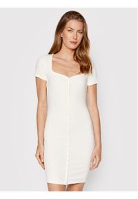 Guess Sukienka codzienna WBGK01 KB9E2 Biały Slim Fit. Okazja: na co dzień. Kolor: biały. Materiał: wiskoza. Typ sukienki: proste. Styl: casual #1