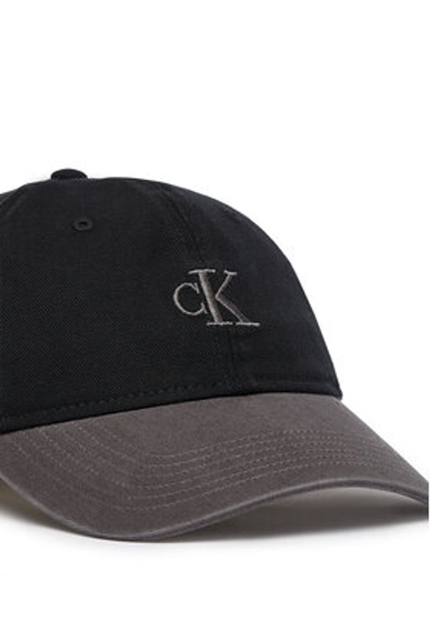 Calvin Klein Czapka z daszkiem LV04D5089G Czarny. Kolor: czarny. Materiał: bawełna