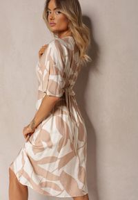 Renee - Beżowa Sukienka o Taliowanym Kroju Wiązana w Pasie Nellsiah. Kolor: beżowy. Materiał: tkanina. Sezon: lato