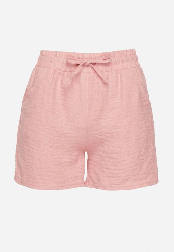 Born2be - Różowe Szorty Ozdobione Wiązaniem Liraine. Okazja: na co dzień. Kolor: różowy. Wzór: aplikacja. Sezon: lato. Styl: casual