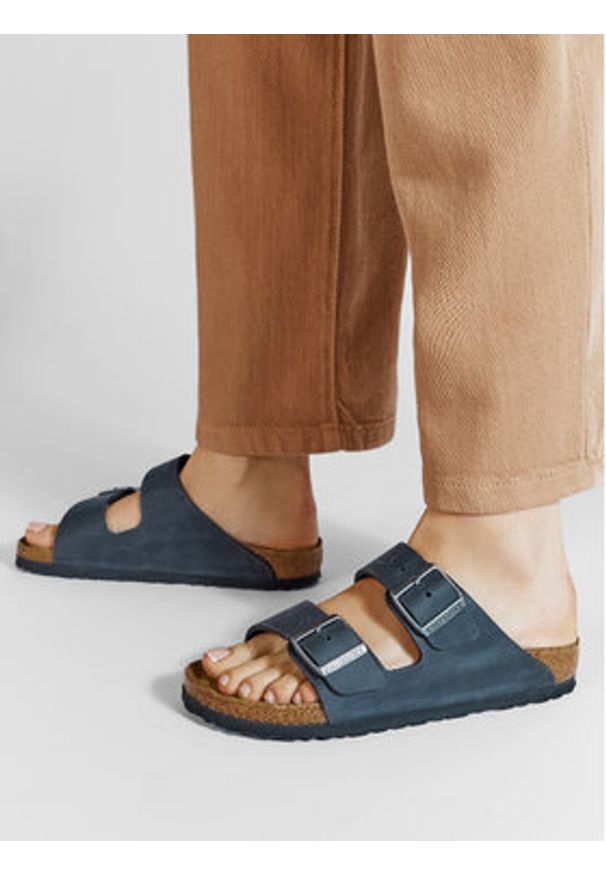 Birkenstock Klapki Arizona Bs 0752483 Czarny. Kolor: czarny. Materiał: nubuk, skóra