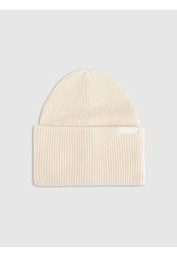 4f - 4F Czapka beanie uniseks - beżowa Uniwersalny. Kolor: beżowy. Materiał: dzianina, materiał, wiskoza. Sezon: zima. Styl: casual, klasyczny, sportowy #1