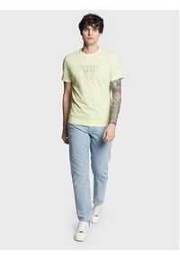 Guess T-Shirt Geo Triangle M3GI23 J1314 Zielony Slim Fit. Kolor: zielony. Materiał: bawełna