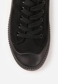 Born2be - Czarne Trampki z Imitacji Zamszu z Nieregularną Podeszwą ze Żłobieniami Naranatea. Okazja: na co dzień, na randkę. Kolor: czarny. Materiał: zamsz. Szerokość cholewki: normalna. Styl: casual #3