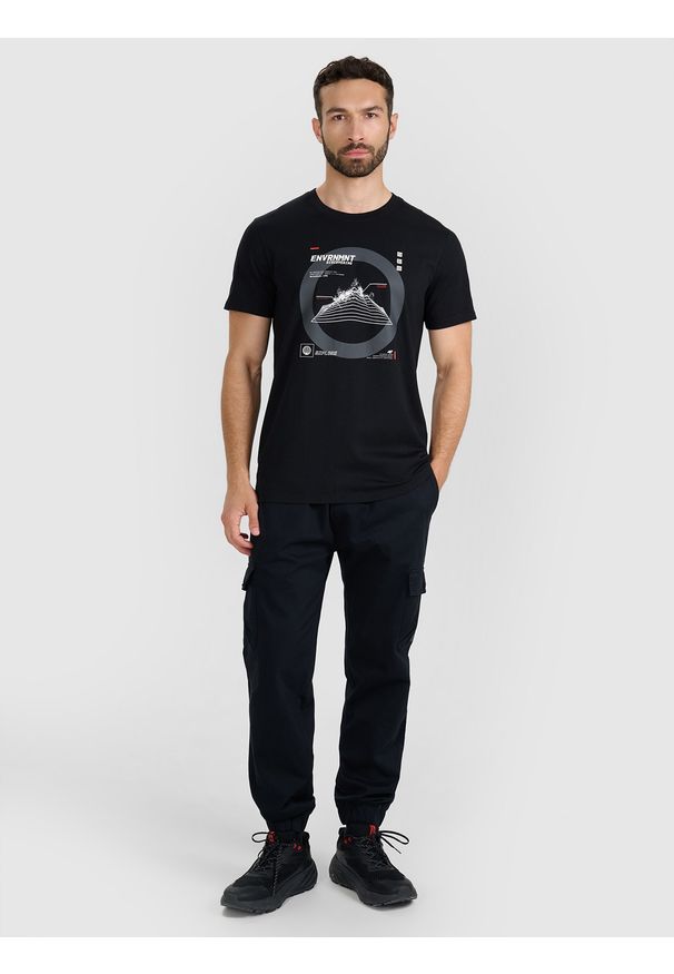 4f - 4F T-shirt regular z nadrukiem męski - czarny S. Okazja: na co dzień. Kolor: czarny. Materiał: bawełna, materiał. Wzór: nadruk. Styl: casual, klasyczny