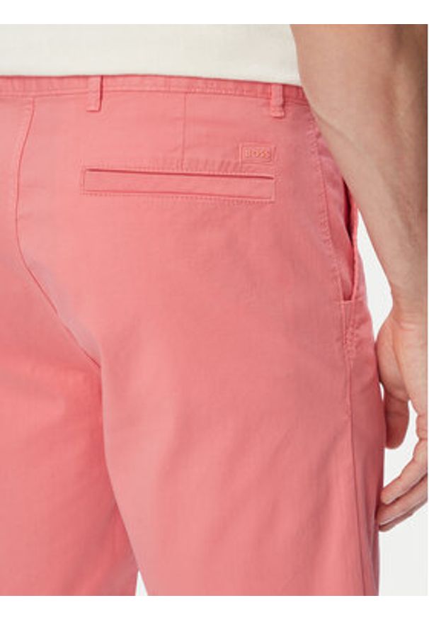BOSS Szorty materiałowe 50536723 Czerwony jasny Slim Fit. Kolor: czerwony. Materiał: bawełna