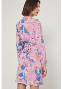medicine - Medicine sukienka kolor różowy mini rozkloszowana. Kolor: różowy. Materiał: tkanina. Długość rękawa: długi rękaw. Długość: mini #4