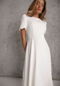 Renee - Biała Rozkloszowana Sukienka Koktajlowa VICES na Krótki Rękaw Nessesha. Okazja: na randkę, na wesele, na ślub cywilny. Kolor: biały. Długość rękawa: krótki rękaw. Styl: wizytowy. Długość: mini #6