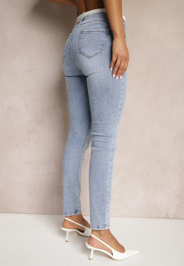 Renee - Jasnoniebieskie Jeansy Slim Push-Up Nelmi. Okazja: na co dzień. Kolor: niebieski. Styl: elegancki, casual