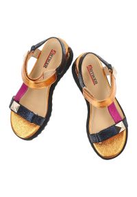 Sandały damskie Artiker, cholewka ze skóry naturalnej licowej pasek wokół kostki z regulacją na rzep, pomarańczowe, 58C1371. Zapięcie: rzepy. Kolor: pomarańczowy. Materiał: skóra #2