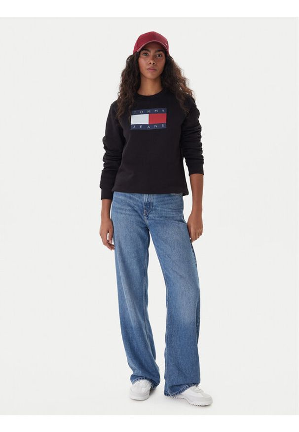 Tommy Jeans Bluza Flag DW0DW22564 Czarny Regular Fit. Kolor: czarny. Materiał: bawełna