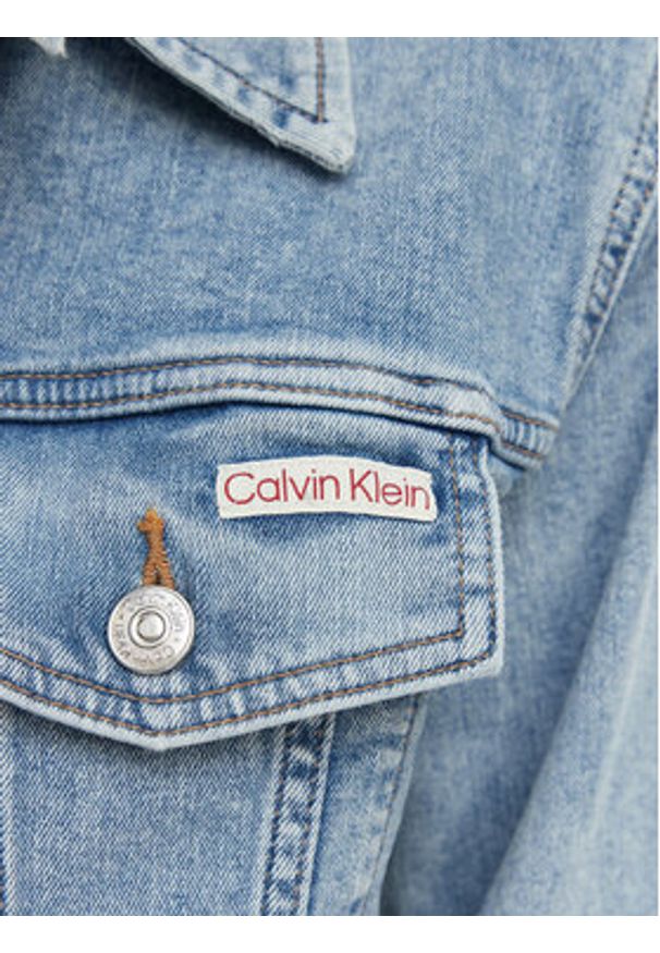 Calvin Klein Jeans Kurtka jeansowa LV047F672G Niebieski jasny Regular Fit. Kolor: niebieski. Materiał: syntetyk