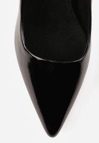 Renee - Czarne Szpilki Vices na Klepsydrze z Wkładką ze Skóry Naturalnej Zitene. Okazja: na spotkanie biznesowe, na ślub cywilny, do pracy, na wesele. Nosek buta: szpiczasty. Kolor: czarny. Materiał: skóra. Obcas: na szpilce. Styl: biznesowy, klasyczny. Wysokość obcasa: średni #2