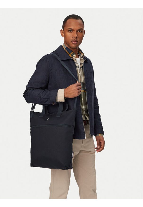 Barbour Torba Cascade City UBA0763NY71 Granatowy. Kolor: niebieski. Materiał: materiał
