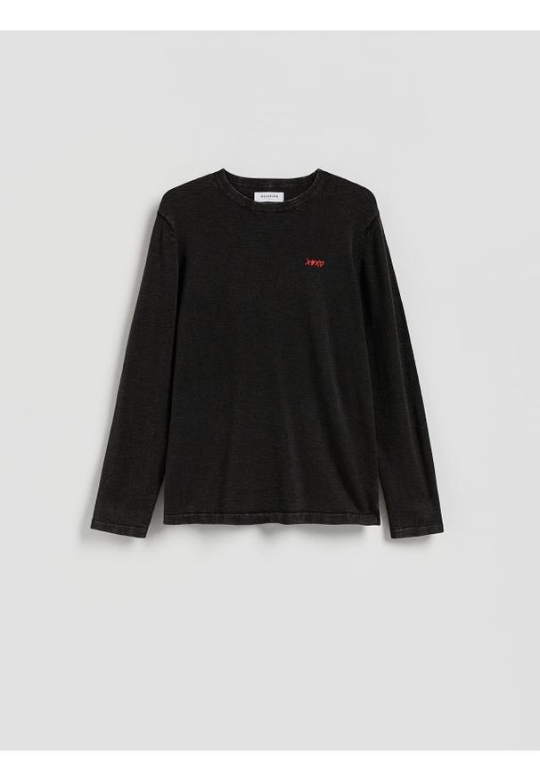 Reserved - Longsleeve z haftem - czarny. Kolor: czarny. Materiał: dzianina, bawełna. Długość rękawa: długi rękaw. Wzór: haft