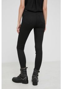 Answear Lab spodnie Push Up damskie kolor czarny medium waist. Kolor: czarny. Styl: wakacyjny
