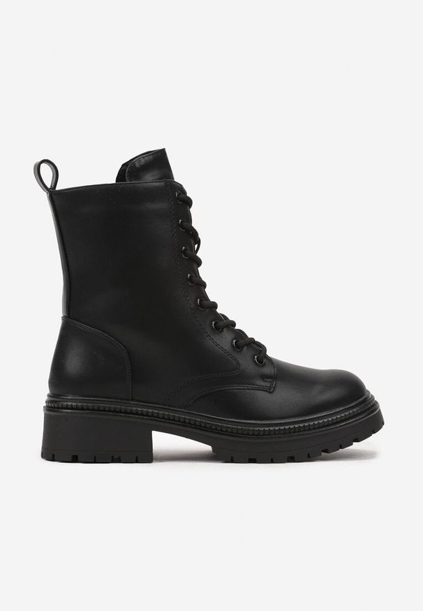 Born2be - Czarne Sznurowane Botki Workery na Grubej Podeszwie z Tłoczeniami Tarenda. Okazja: na co dzień. Zapięcie: sznurówki. Kolor: czarny. Materiał: jeans. Styl: elegancki, casual