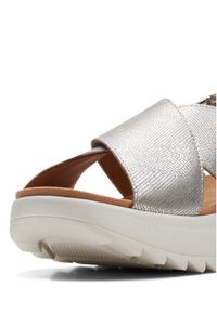 Clarks Sandały DashLite Wish 26171951 Srebrny. Kolor: srebrny. Materiał: skóra