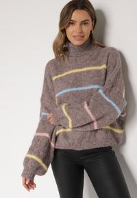 Born2be - Beżowy Golf z Wełną Ozdobiony Paskami Reisorria. Okazja: na spacer, na co dzień. Typ kołnierza: golf. Kolor: beżowy. Materiał: wełna. Wzór: aplikacja. Styl: casual #6