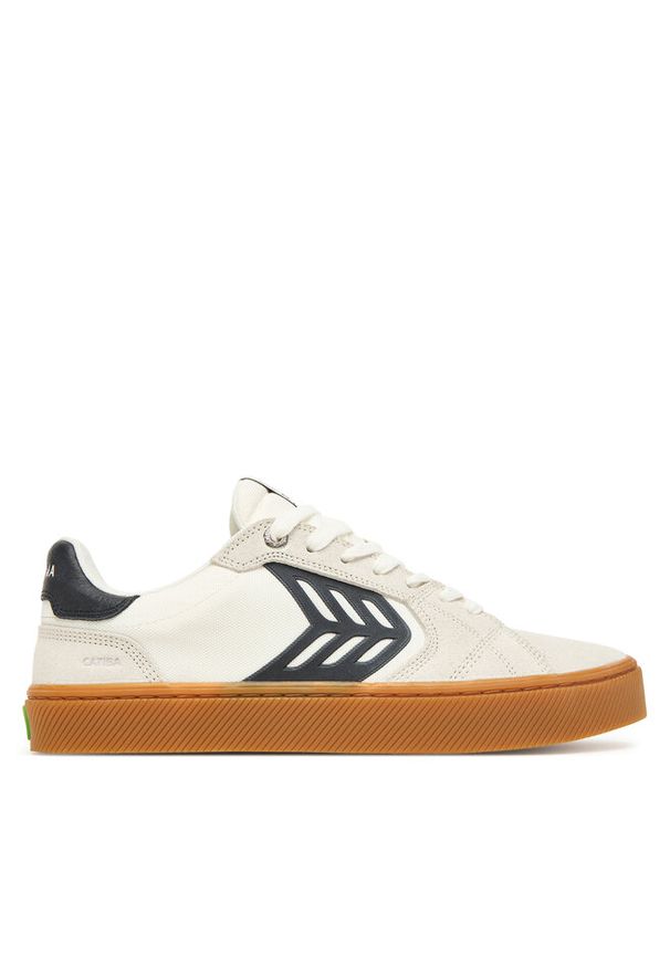 Sneakersy CARIUMA. Kolor: biały