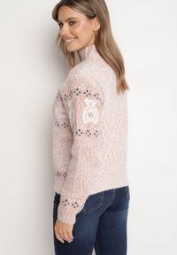 Born2be - Ciemnoróżowy Sweter z Wełną w Misiowy Wzór ze Ściągaczami Dorizelle. Okazja: na co dzień. Kolor: różowy. Materiał: wełna. Styl: klasyczny, casual #6