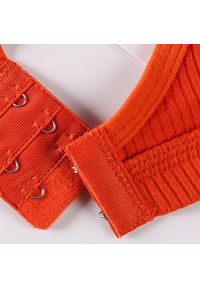 Intica - Biustonosz bez fiszbin miękki na co dzień Najiba. Kolor: beżowy. Materiał: materiał, skóra #9