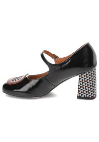 Czarne Czółenka Armodo Eleganckie Obuwie Damskie Na Obcasie. Kolor: czarny. Materiał: skóra, lakier. Obcas: na obcasie. Styl: elegancki. Wysokość obcasa: średni #6
