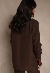 Renee - Brązowa Pudełkowa Marynarka Bez Zapięć z Wiskozą z Marszczonymi Rękawami Fenidia. Okazja: na spotkanie biznesowe. Kolor: brązowy. Materiał: wiskoza. Styl: biznesowy #4