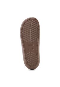 Klapki Crocs Classic Sandal V2 W 209403-2Q9 brązowe. Okazja: na plażę, na co dzień. Kolor: brązowy. Materiał: materiał. Sezon: lato. Styl: casual, klasyczny, wakacyjny #2