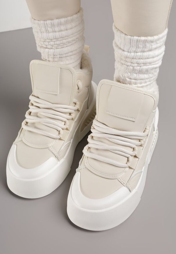 Born2be - Beżowe Ocieplane Sneakersy na Grubej Podeszwie z Tłoczonym Wzorem Anweda. Okazja: na co dzień. Kolor: beżowy. Materiał: jeans