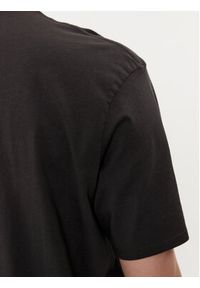 Wrangler T-Shirt 112351320 Czarny Regular Fit. Kolor: czarny. Materiał: bawełna #5