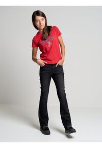 Big-Star - Koszulka dziewczęca z bawełny organicznej z nadrukiem czerwona Lulu 603. Okazja: na uczelnię. Kolor: czerwony. Materiał: bawełna. Wzór: nadruk. Styl: sportowy, klasyczny #3