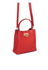 Kazar - Czerwona torebka z dużym zapięciem. Kolor: czerwony. Wzór: paski, gładki. Materiał: skórzane. Styl: elegancki. Rodzaj torebki: do ręki #9