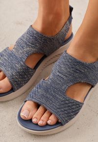 Born2be - Niebieskie Sportowe Sandały na Grubej Podeszwie z Elastyczną Cholewką i Piankową Wkładką Nicthil. Okazja: na co dzień. Zapięcie: bez zapięcia. Kolor: niebieski. Materiał: jeans. Sezon: lato. Styl: sportowy #7