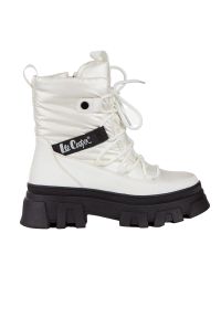 Buty Lee Cooper LCJ-24-47-3142LA - białe. Wysokość cholewki: przed kolano. Zapięcie: sznurówki. Kolor: biały. Materiał: guma, skóra. Szerokość cholewki: normalna. Sezon: zima