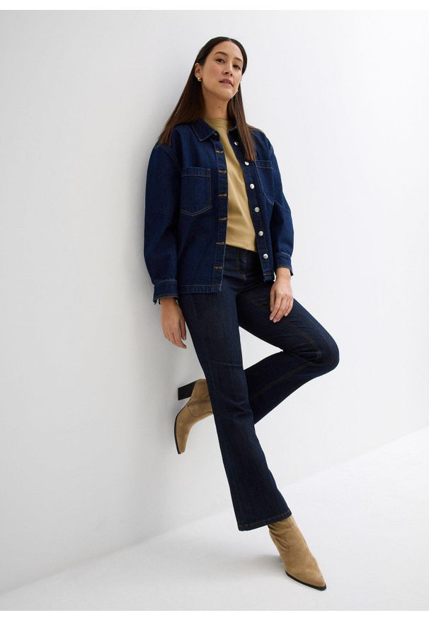 bonprix - Jeansy ze stretchem o kroju bootcut, mid waist. Kolor: niebieski. Styl: klasyczny