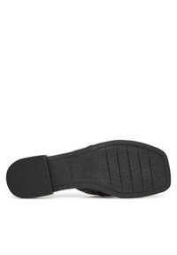Clarks Klapki Ariany Mule 26181234 Czarny. Kolor: czarny. Materiał: skóra