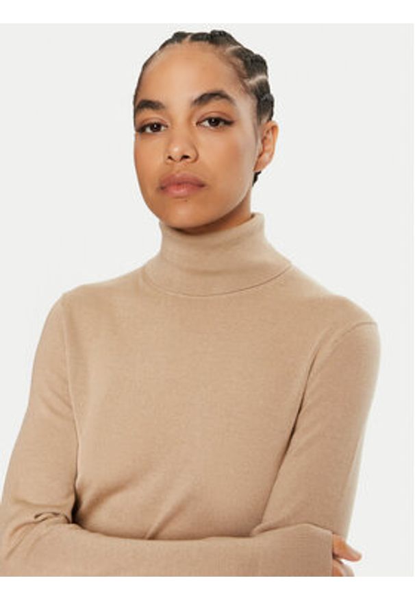 Calvin Klein Sukienka dzianinowa K20K207485 Beżowy Regular Fit. Kolor: beżowy. Materiał: wełna