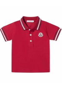 MONCLER KIDS - Czerwona koszulka polo 0-3 lat. Typ kołnierza: polo. Kolor: czerwony. Materiał: bawełna. Długość rękawa: krótki rękaw. Wzór: prążki, aplikacja. Sezon: lato