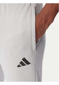 Adidas - adidas Dres Big Logo Hooded Tracksuits KB8809 Szary Regular Fit. Kolor: szary. Materiał: syntetyk #6