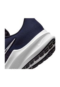 Buty do biegania Nike Downshifter 11 M CW3411-402 niebieskie. Okazja: na co dzień. Kolor: niebieski. Materiał: materiał, tkanina, syntetyk, guma. Szerokość cholewki: normalna. Sezon: zima. Model: Nike Downshifter. Sport: bieganie #6
