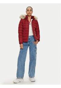 Tommy Jeans Kurtka puchowa Basic DW0DW18312 Czerwony Slim Fit. Kolor: czerwony. Materiał: syntetyk #4