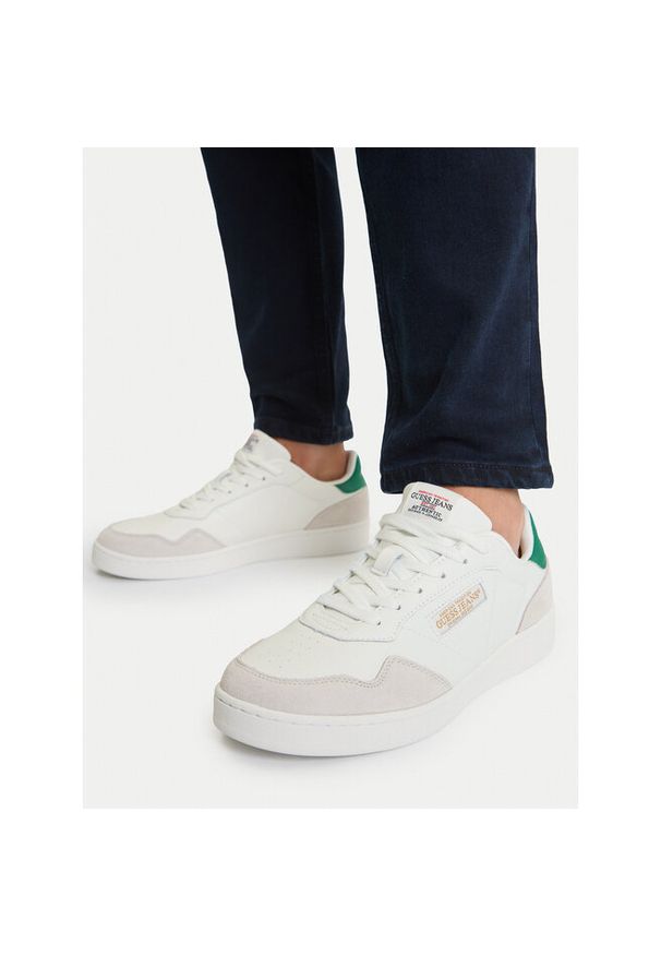 Sneakersy Guess Jeans. Kolor: biały