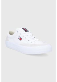 Tommy Jeans Tenisówki męskie kolor biały. Nosek buta: okrągły. Zapięcie: sznurówki. Kolor: biały. Materiał: guma #4