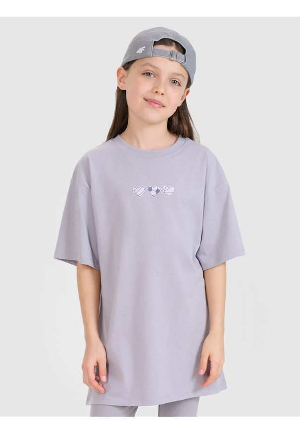 4f - 4F T-shirt oversize z nadrukiem dziewczęcy - szary 128 (7-8 lat). Okazja: na co dzień. Kolor: szary. Materiał: bawełna, materiał, jersey. Długość rękawa: krótki rękaw. Długość: krótkie. Wzór: nadruk. Sezon: lato. Styl: klasyczny, elegancki, sportowy, casual