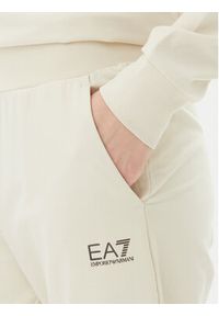 EA7 Emporio Armani Dres 7W000115 AF13135 U1079 Beżowy Regular Fit. Kolor: beżowy. Materiał: bawełna #5